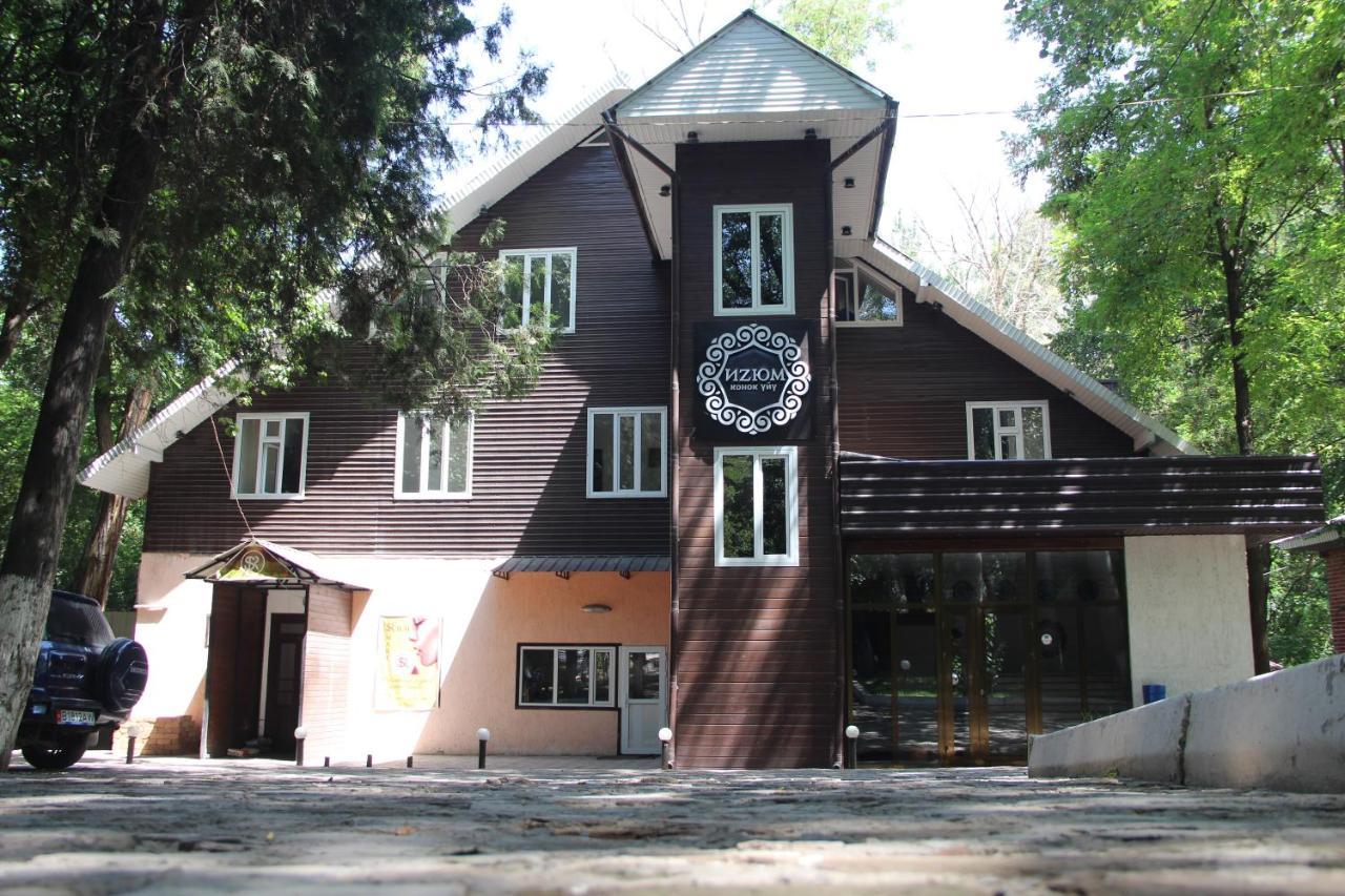 Izum Hotel Oš Esterno foto